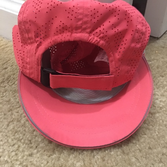 Merrell Cap - Picture 3 of 5